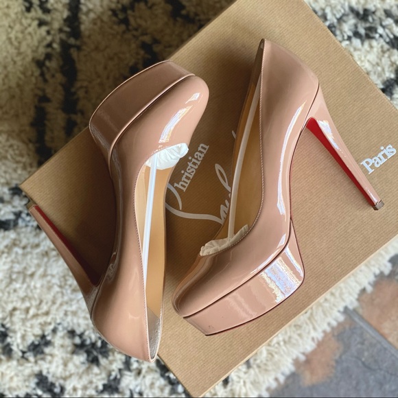 CHRISTIAN LOUBOUTIN Nude Patent Leather Bianca Pumps 7.5 8 Platform Heels - Picture 6 of 8
